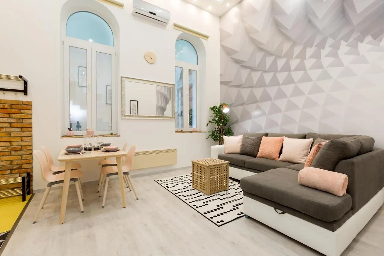 Apartment Pastel Paradise With A Ray Of Sunshine Budapest Hungary