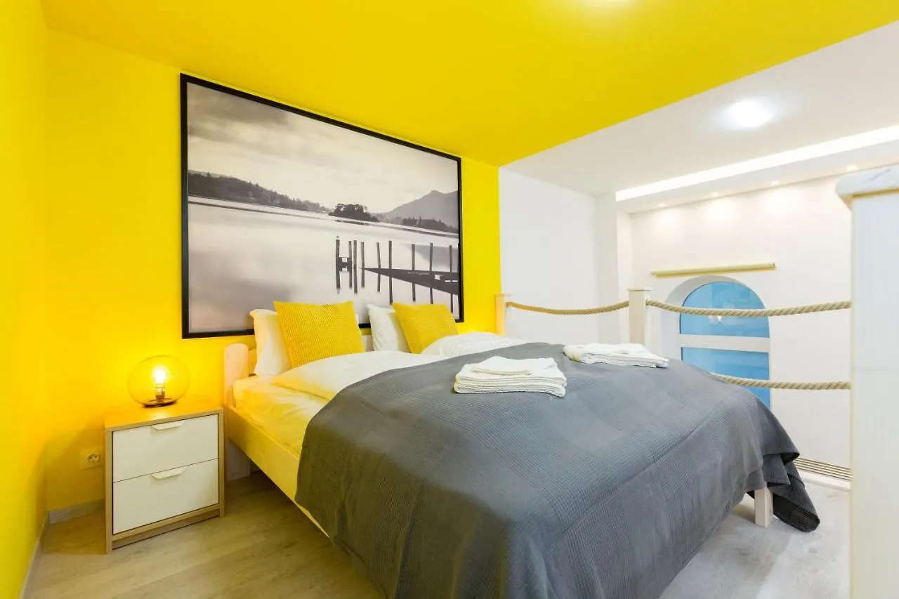 Apartment Pastel Paradise With A Ray Of Sunshine Budapest